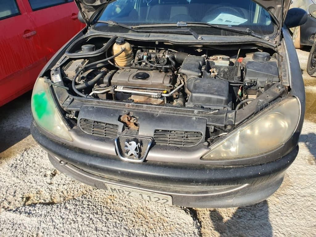 Peugeot I/peugeot 206 Soleil 2001 — foto 1