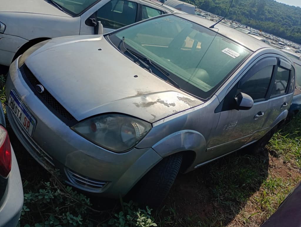 Ford Fiesta 2005 — foto 2