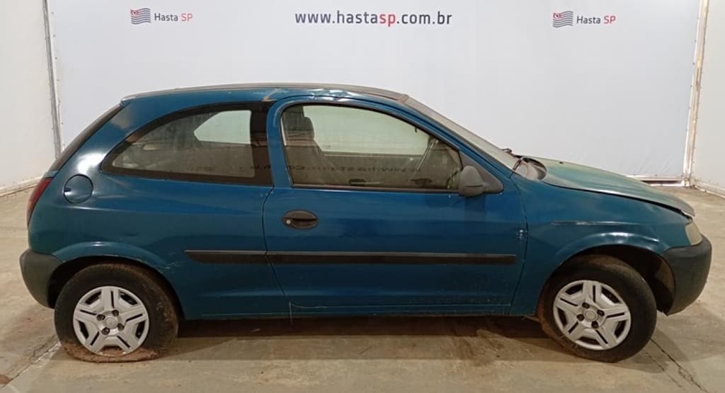 Chevrolet Celta 2001 — foto 1