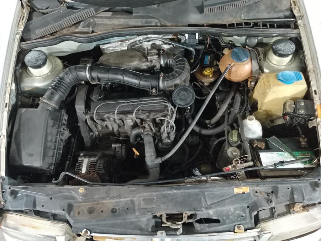 Volkswagen Polo Clas. 1.8 MI 1999 — foto 2