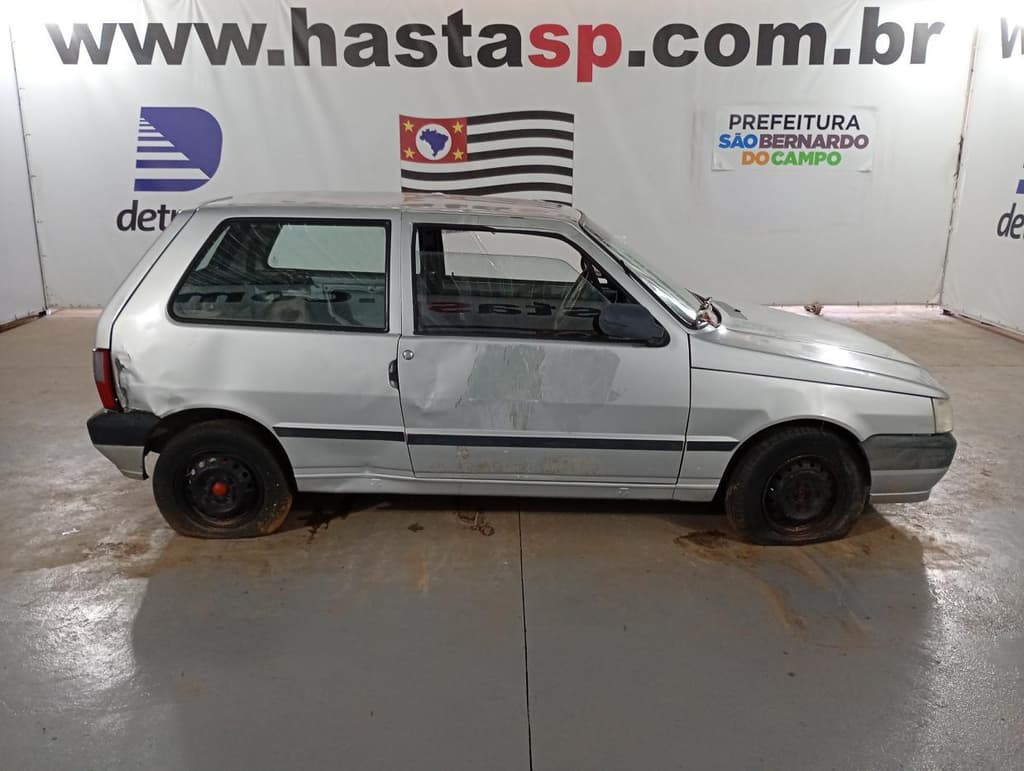 Fiat UNO Mille Economy 2013 — foto 1