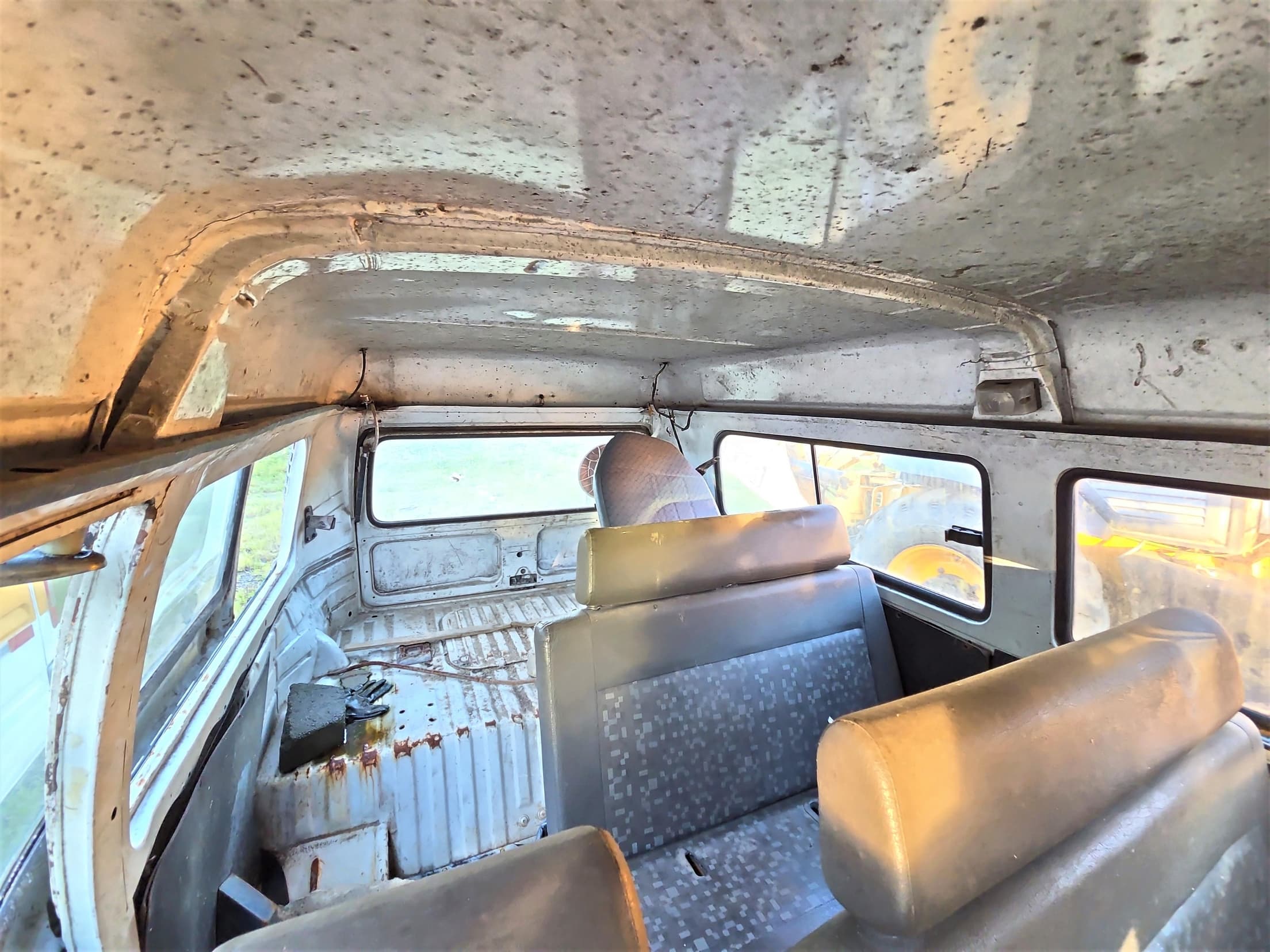Volkswagen Kombi Escolar 2010 — foto 2