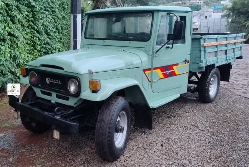 Toyota Bandeirante - 1983