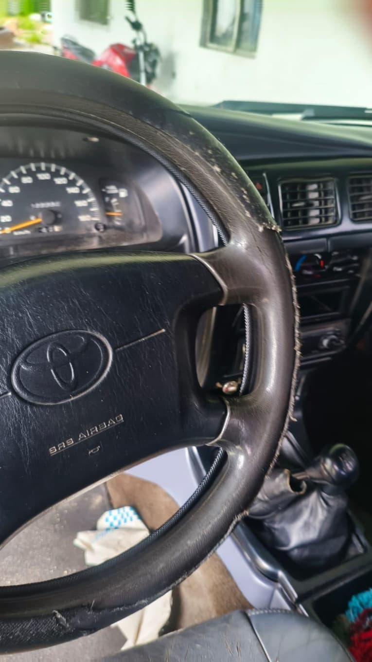 Toyota Hilux SW4 1998 — foto 5