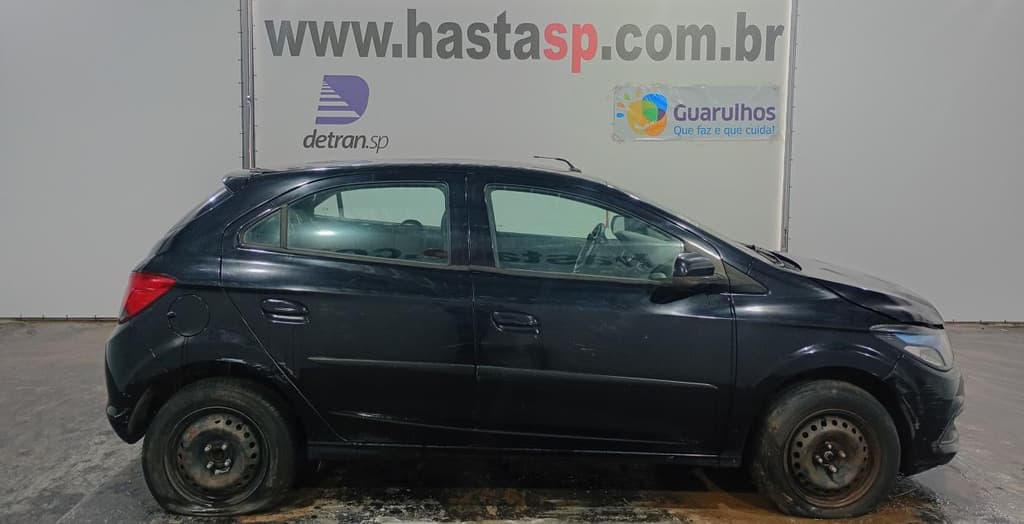 Chevrolet Onix 1.4at LTZ 2016, preta
