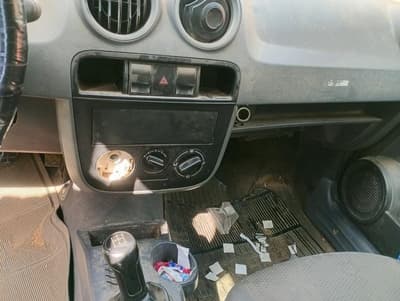 Volkswagen Gol 2013 — foto 16