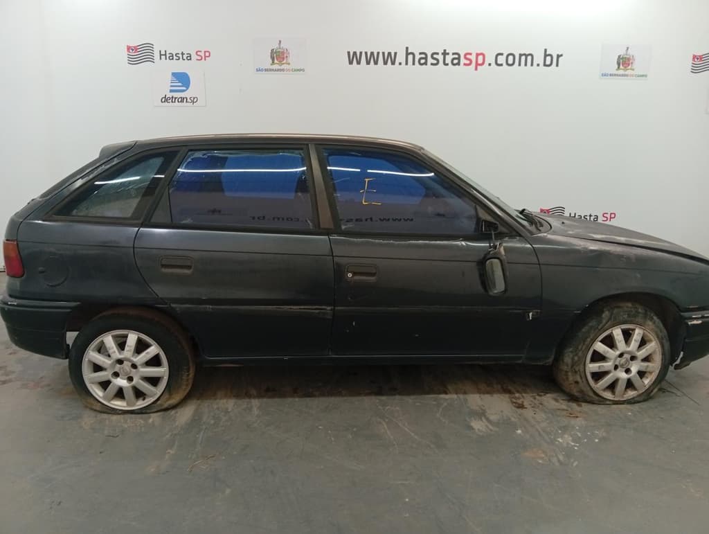 Chevrolet Astra GLS 1995, preta