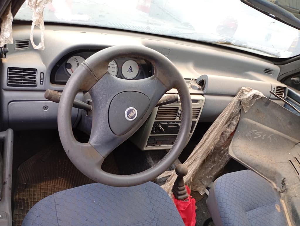 Fiat UNO Mille Fire 2003 — foto 6