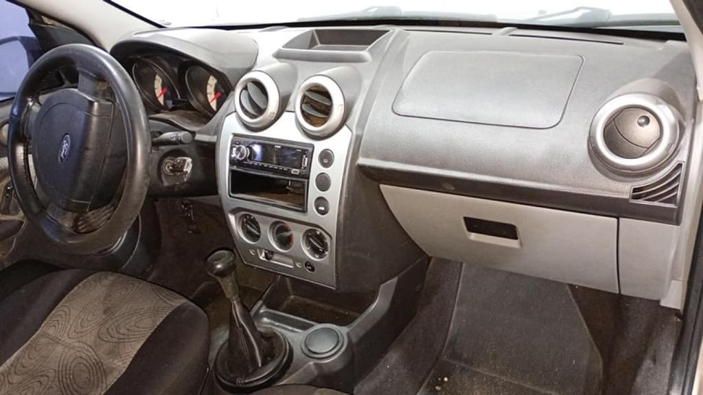 Ford Fiesta Sedan1.6flex 2008 — foto 2