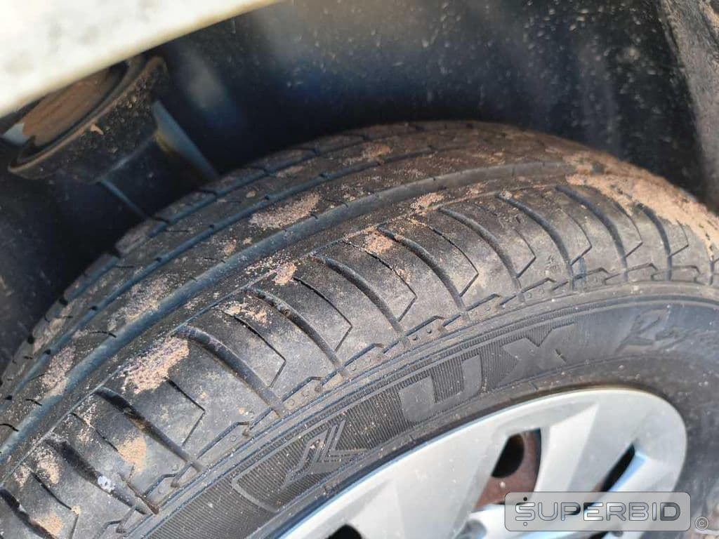 Volkswagen Voyage TL MB 2016 — foto 17