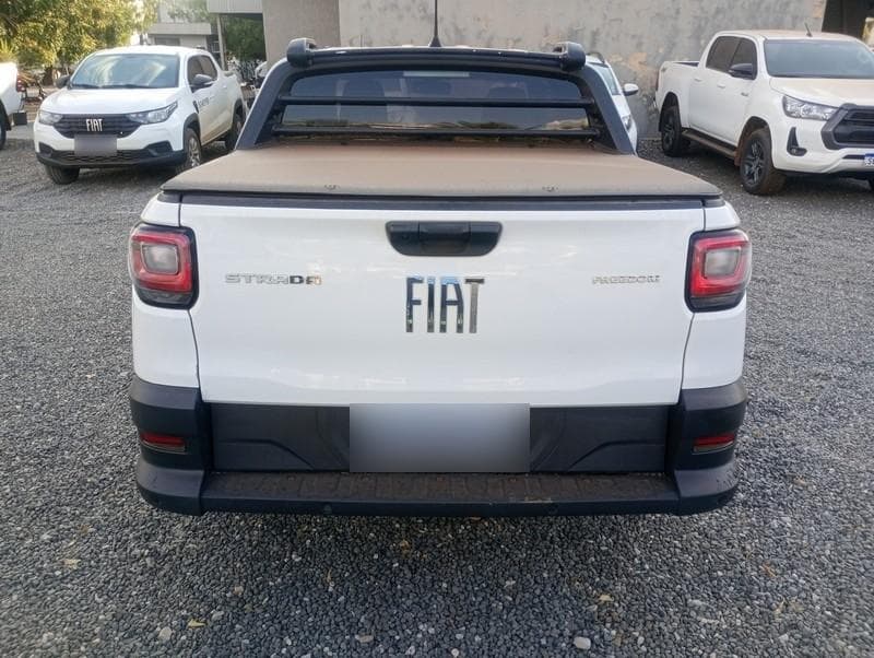 Fiat Strada 2023 — foto 5