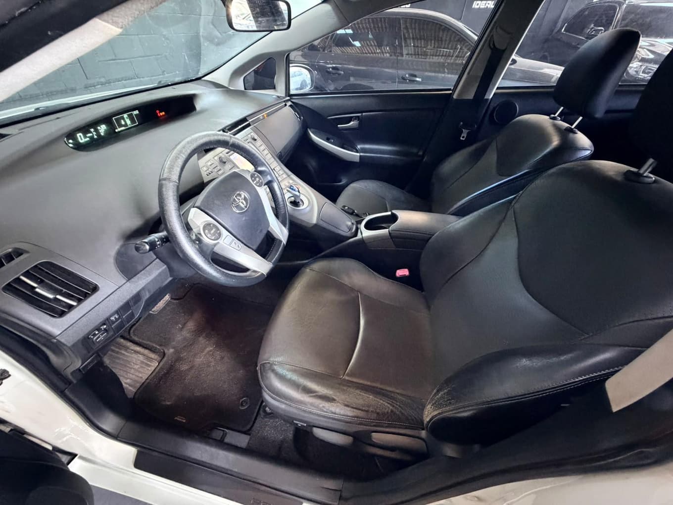Toyota Prius 2013 — foto 5