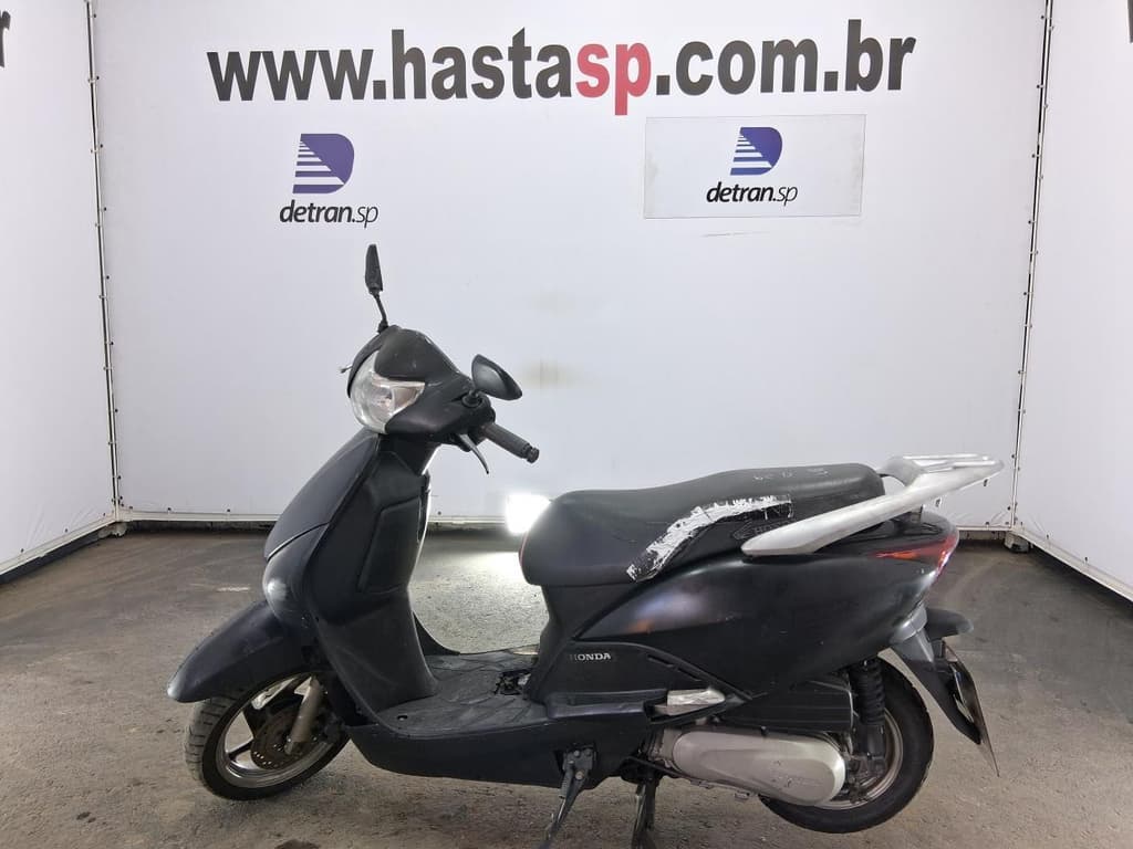 Honda Lead 110 2011 — foto 2
