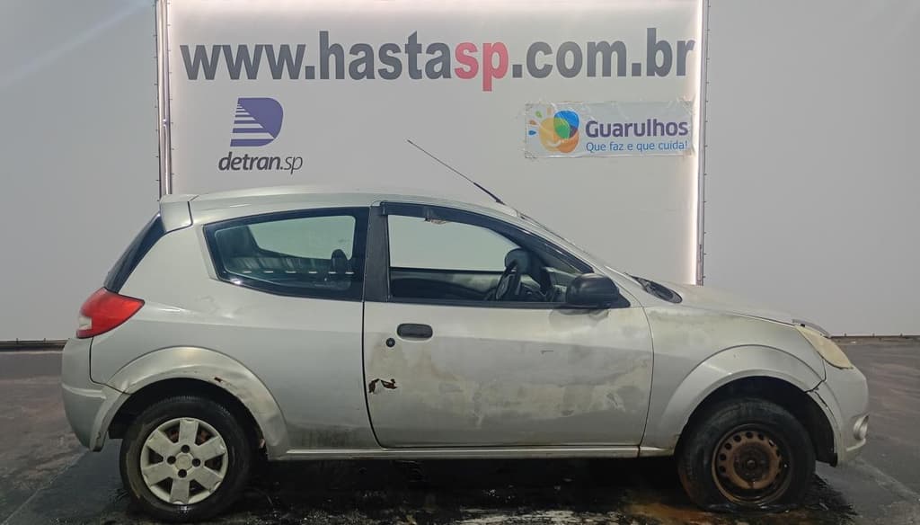 Ford KA Flex 2009, prata
