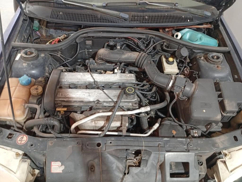 Ford Escort GL 16V F 1998 — foto 2