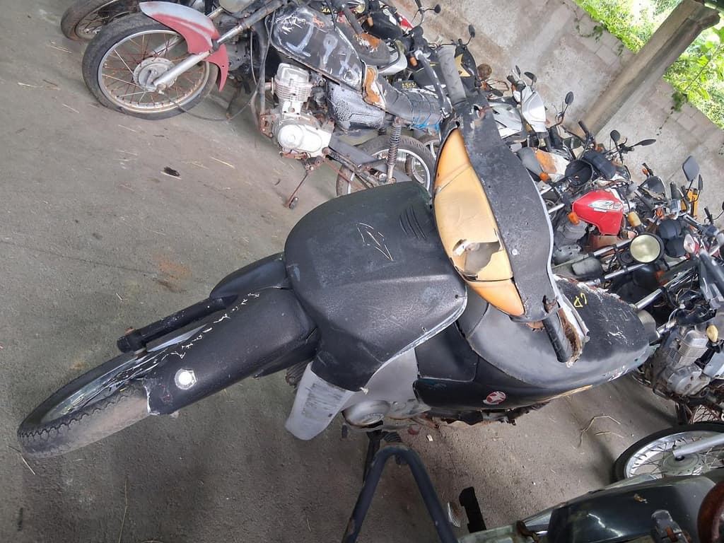 Honda C-100 BIZ 2001 — foto 2