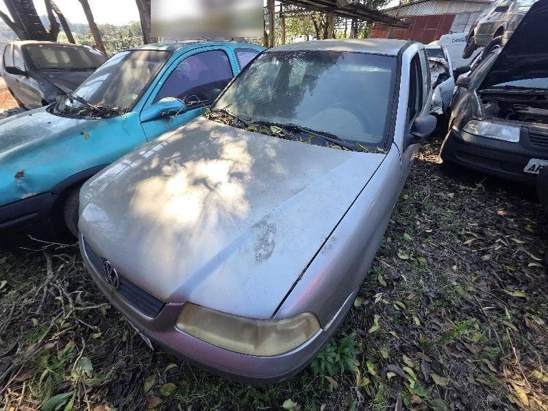 Volkswagen GOL 16V Plus 2001