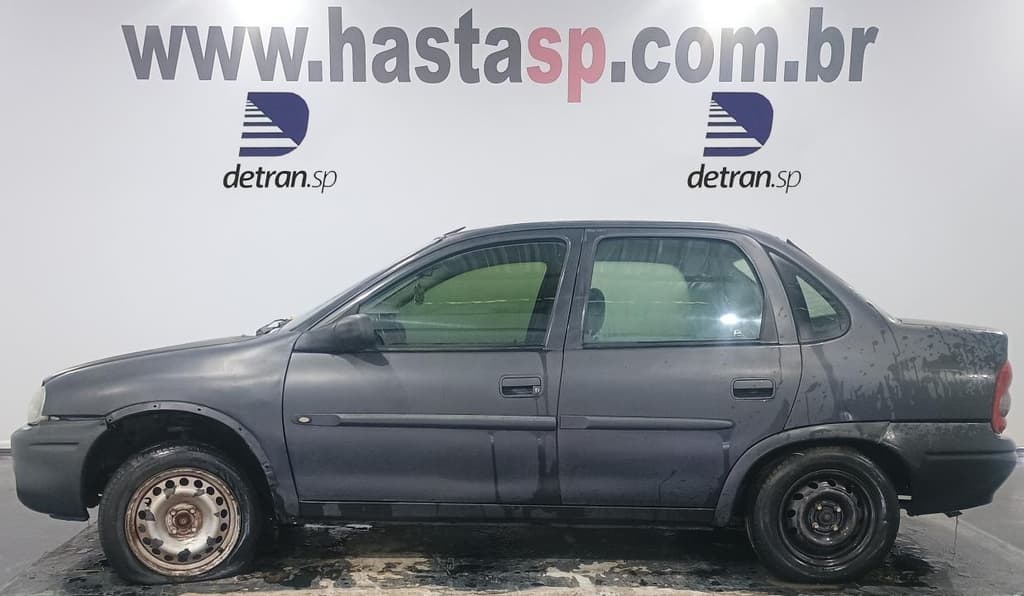 Chevrolet Corsa Milenium 2002 — foto 2