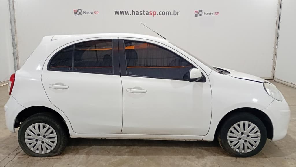 Nissan Nissan March 10S Flex 2014, branca