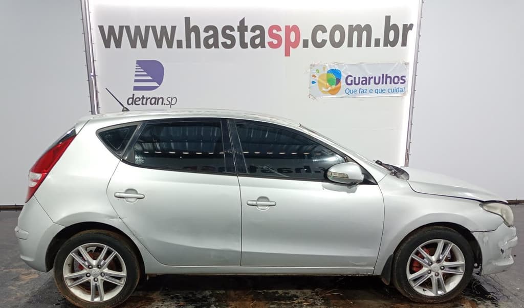 Hyundai I30 2.0 HYUNDAI I30 2.0 2011, prata