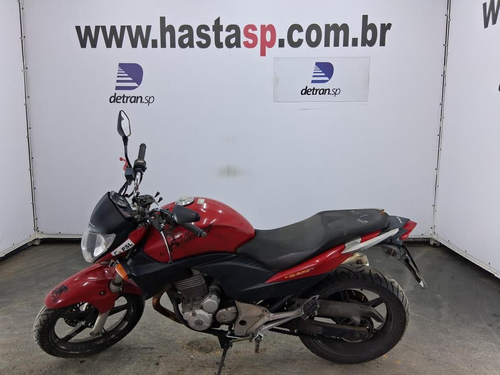 Honda CB 300r 2012 — foto 2