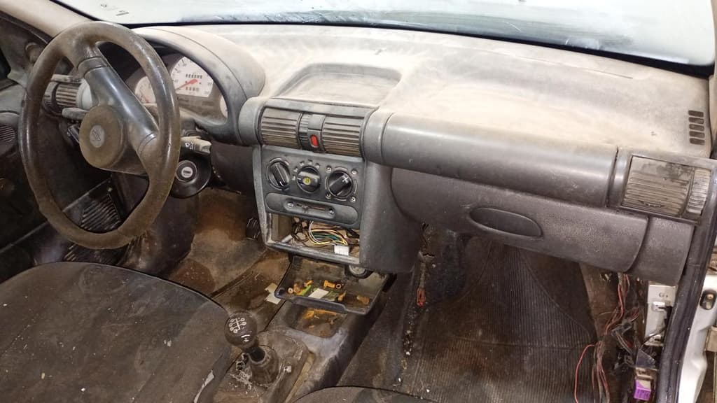 Chevrolet Corsa Milenium 2002 — foto 5