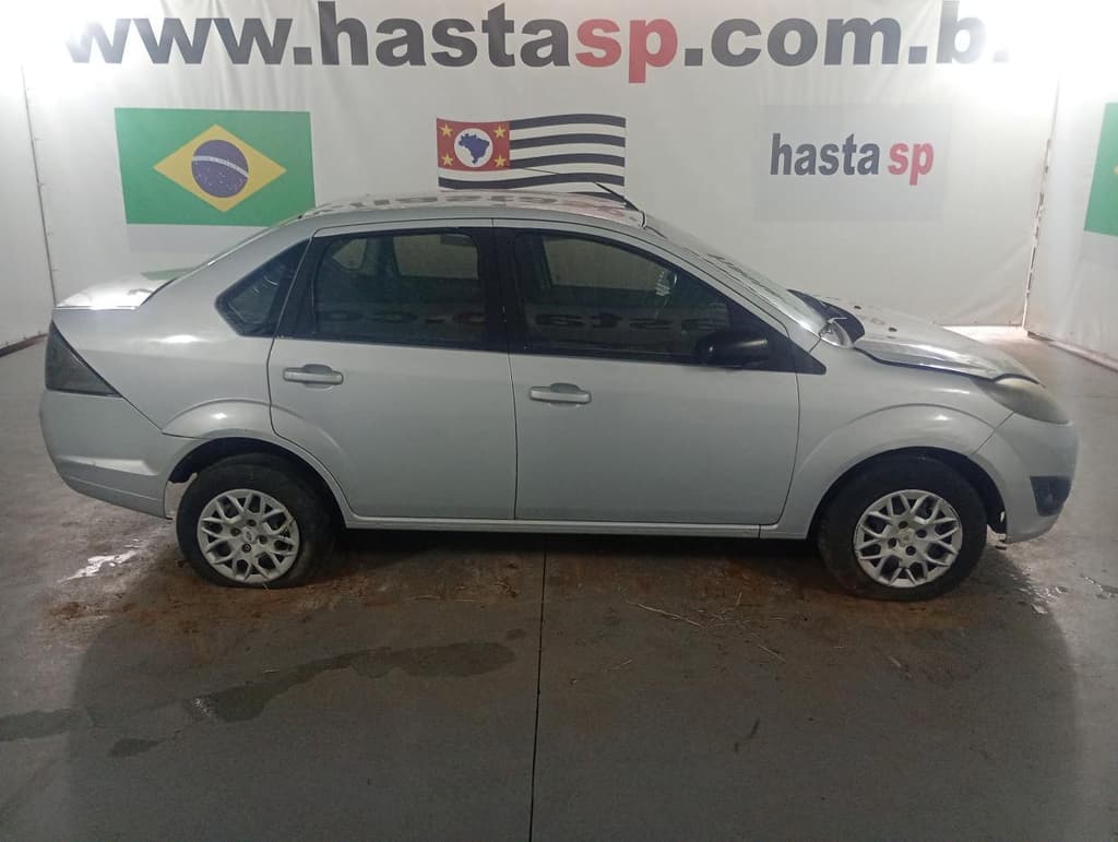 Ford Fiesta Sedan Flex 2014 — foto 6