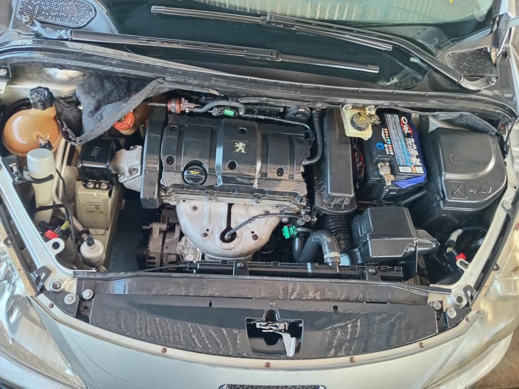 Peugeot 307 16 PR PK 2008 — foto 2