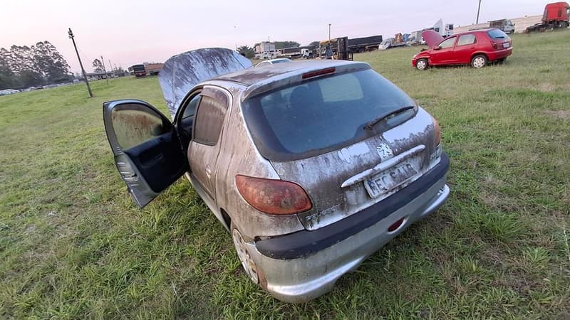 Peugeot Peugeot/206 14 Presen FX 2008 — foto 3