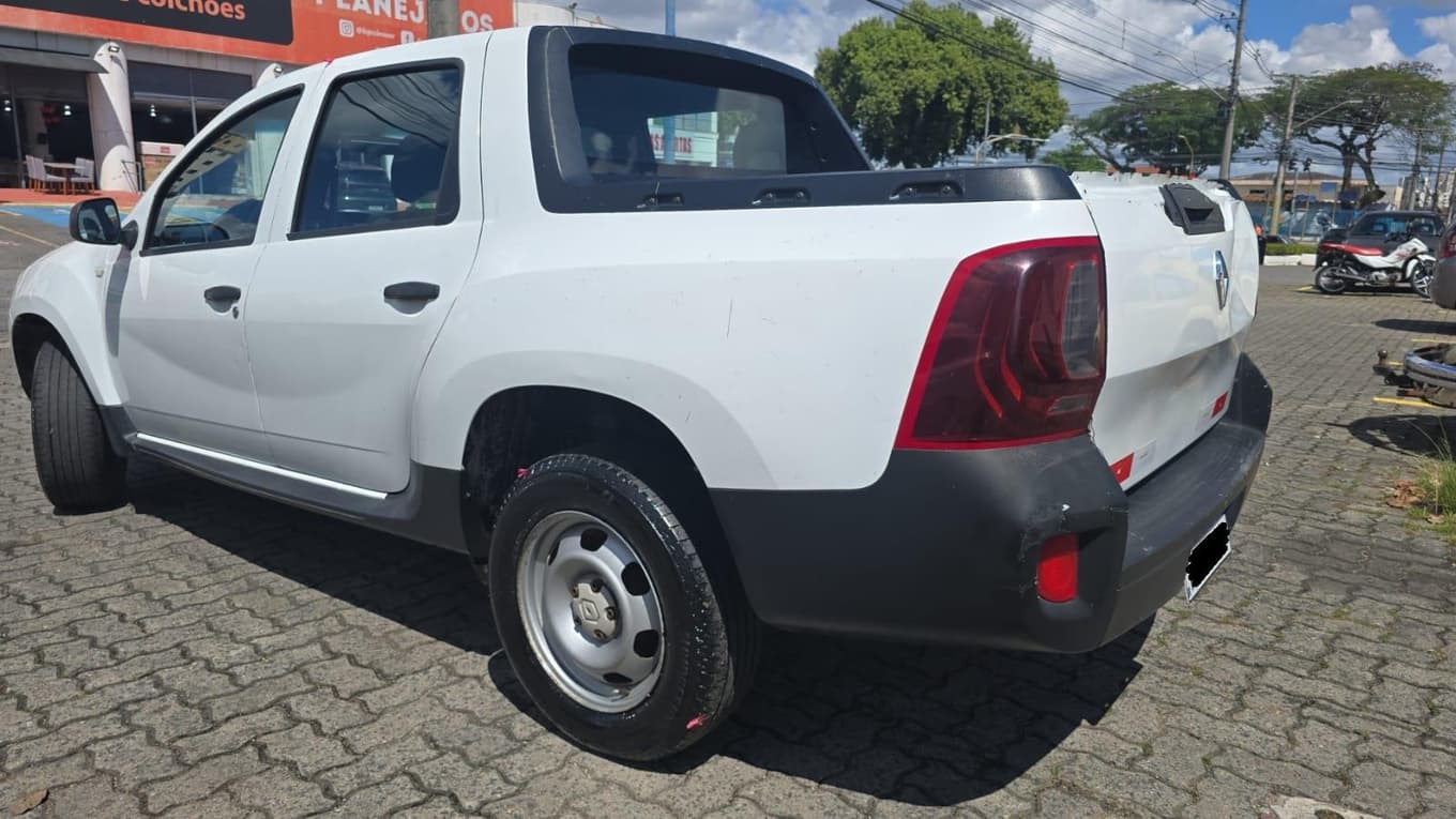 Renault Oroch 16 4X2 2018 — foto 17