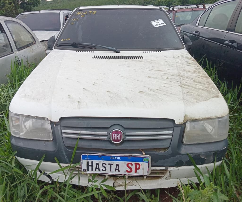 Fiat UNO Mille Economy 2010, branca