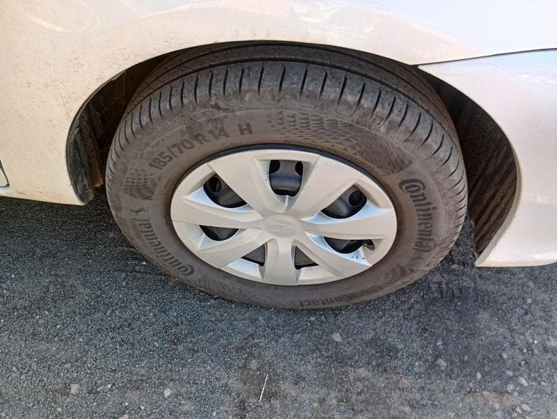 Toyota Etios 2019 — foto 9