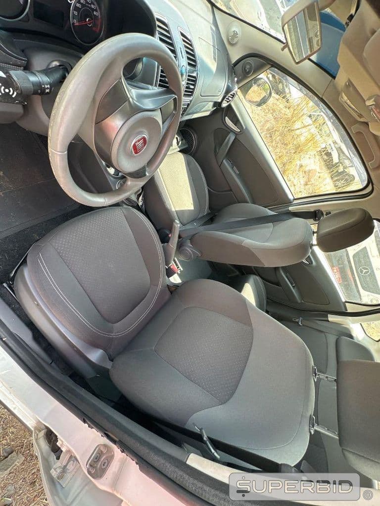 Fiat Siena Attractiv 1.4 2016 — foto 8