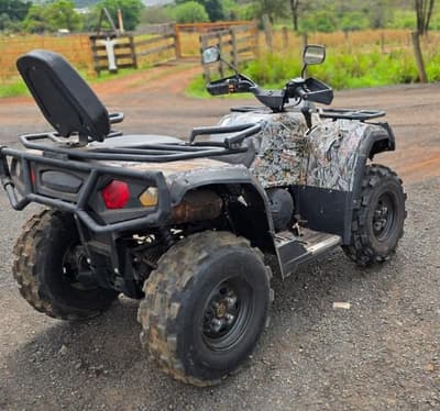 Quadriciclo Hisun Delphi Forge 550cc 4X4 - 2015 — foto 2