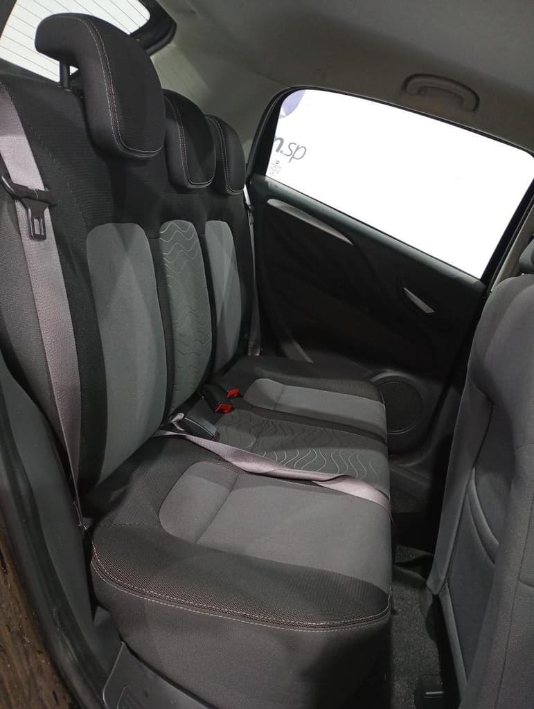 Fiat Punto Essence 1.6 2014 — foto 7