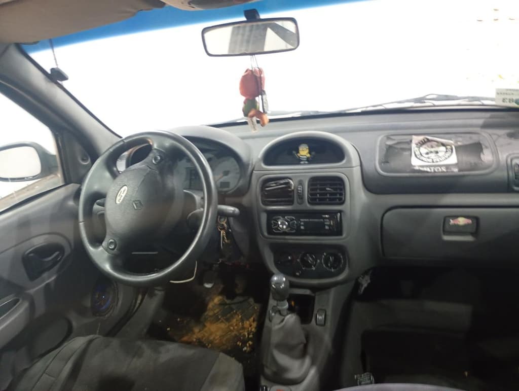 Renault Clio RL 1.0 16V 2002 — foto 5