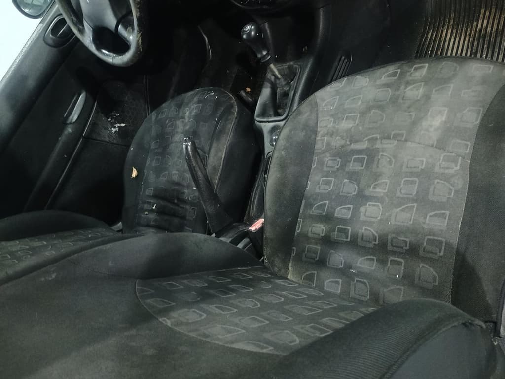 Peugeot 206 14 Presenc 2004 — foto 6