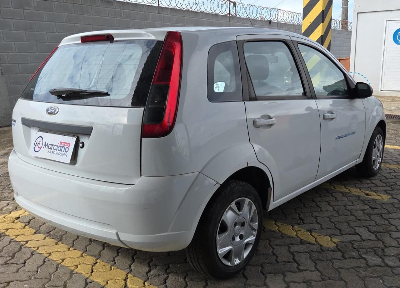 Ford Fiesta Flex de 2014 — foto 3