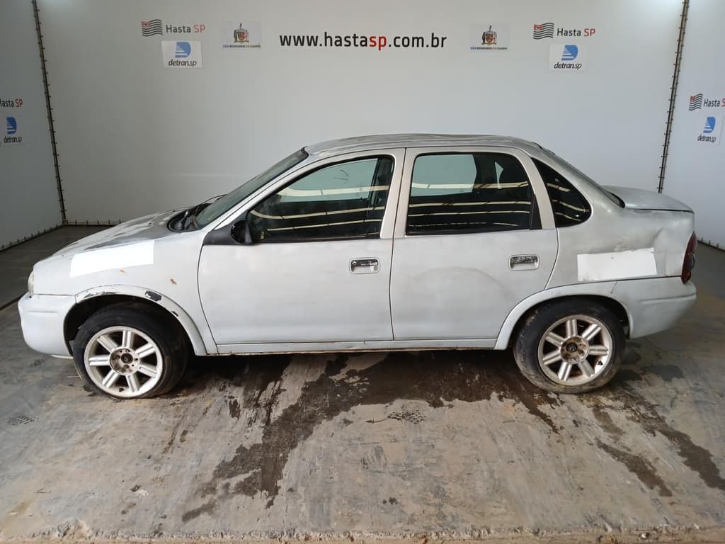 Chevrolet Corsa Mileniun 2002 — foto 7