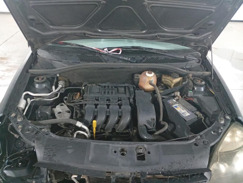 Renault Clio PRI 10 16vs 2004 — foto 2