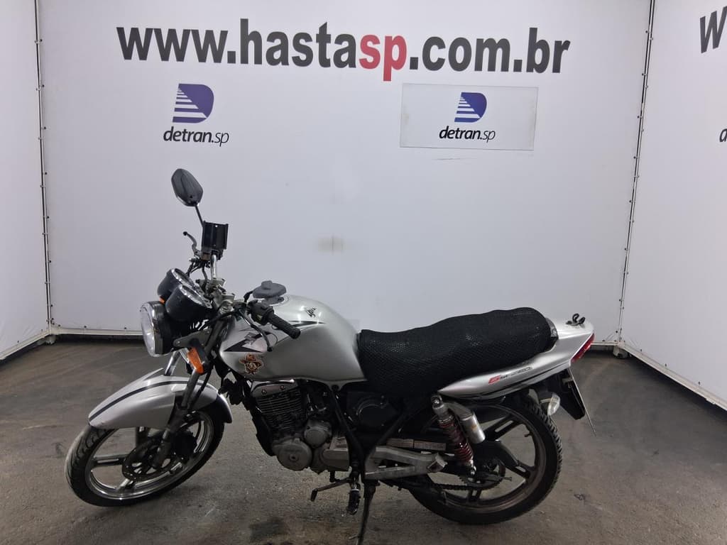 Jta-suzuki Gsr150i 2013 — foto 2