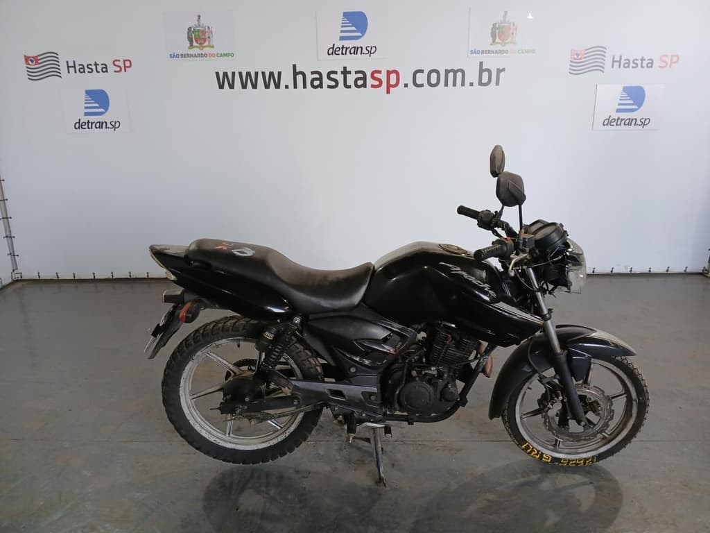 Dafra TVS Apache RTR 150 2012, preta