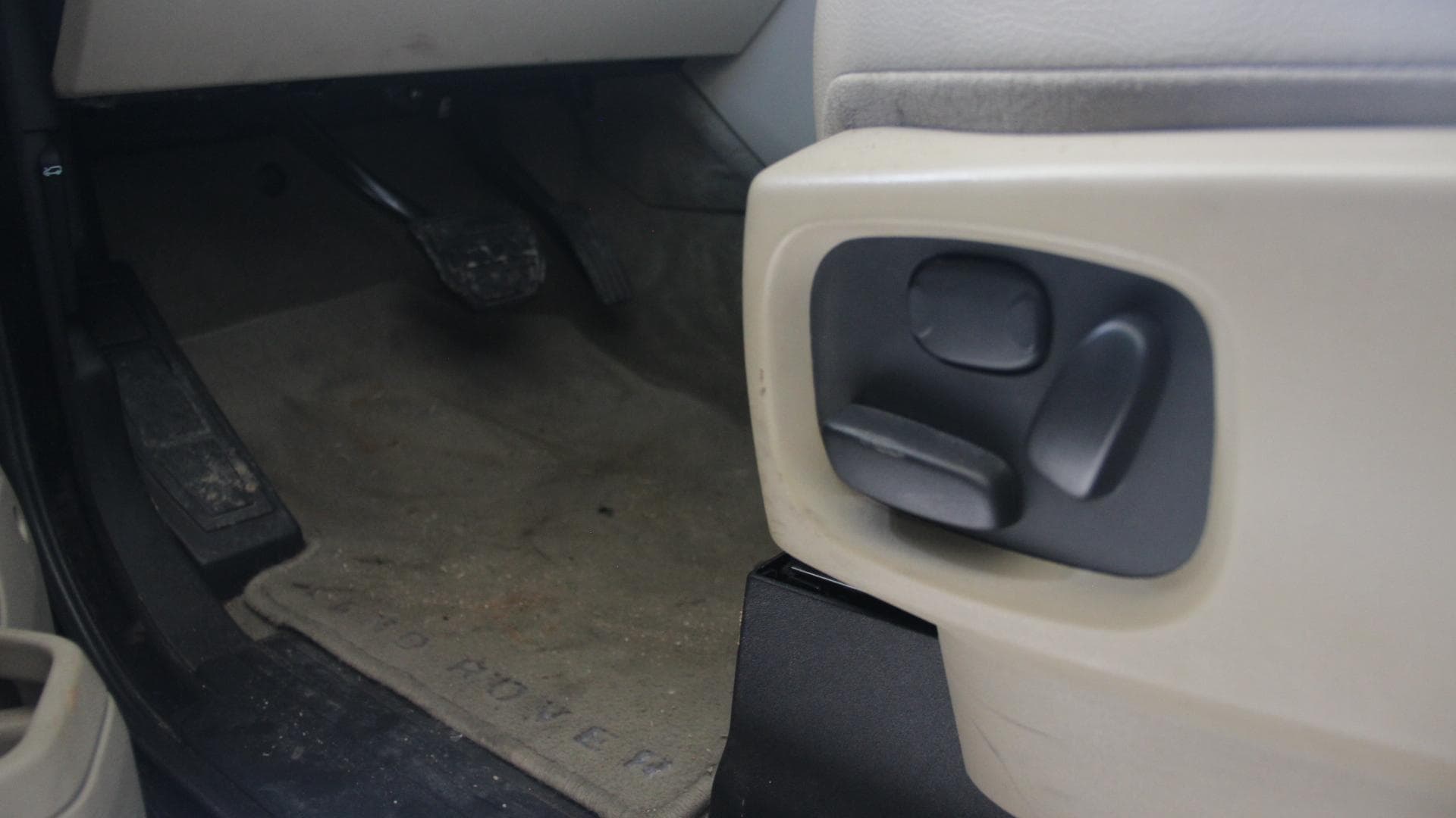 Land Rover Discovery 4 Hse, 2013 — foto 12