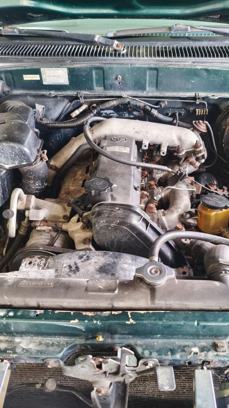 Toyota Hilux SW4 1998 — foto 12