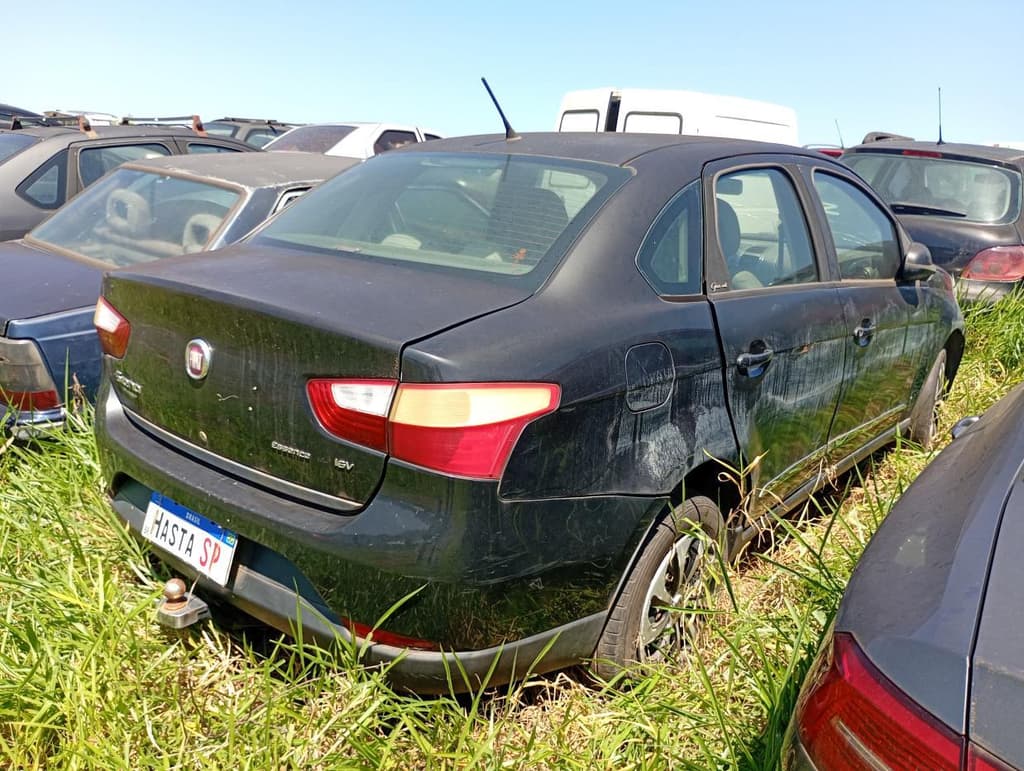 Fiat Siena Essence 1.6 2014 — foto 5