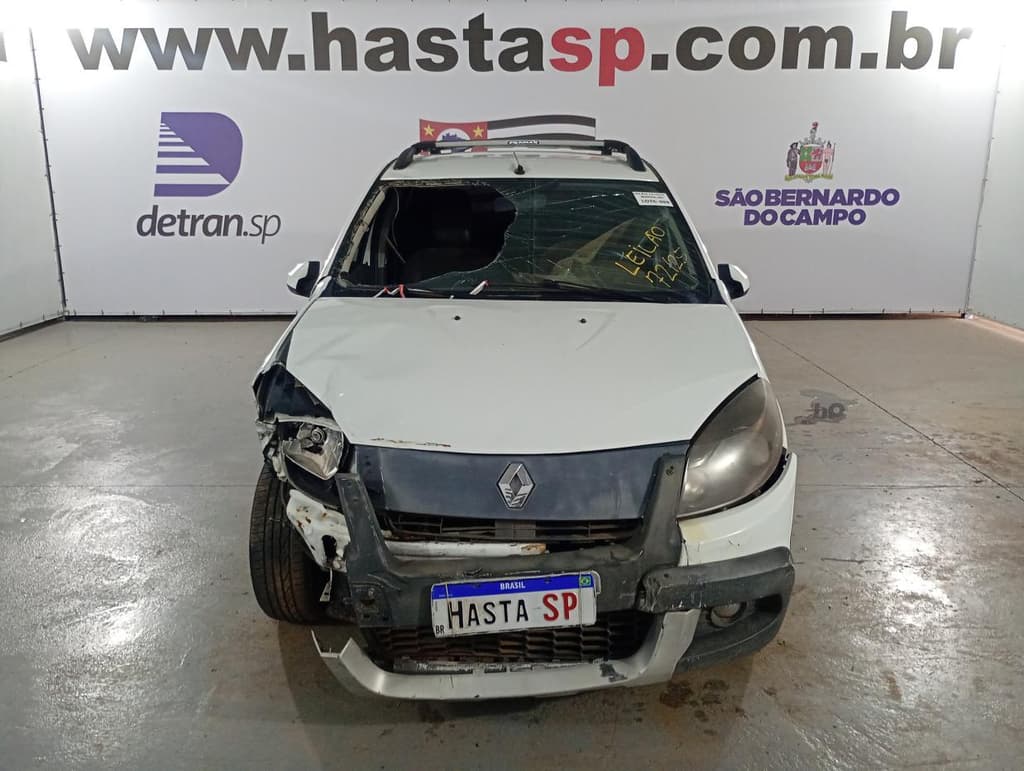 Renault Sandero STW 16hp 2014 — foto 1