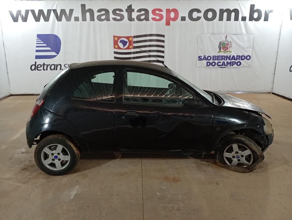 Ford KA GL 2005, preta
