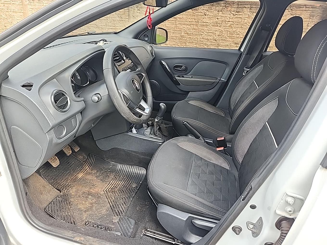 Renault Logan Zen10mt 2023 — foto 10