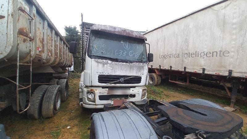 Volvo VM 260 6x2r 2008 — foto 4