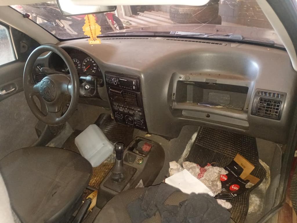 Volkswagen GOL CL 1.8 1998 — foto 5